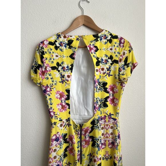 NBD X The XNAVEN Twins Into The Light Floral Yellow Canary Maxi Dress - Picture 4 of 6